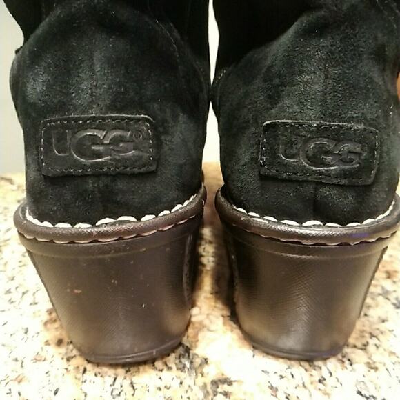UGG Hartley Knee High Boots Black Suede & Sheep Skin Wedge S/N 3342 Size 7 M - Picture 8 of 12